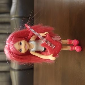 Barbie Rock 'N Royals Princess Chelsea Doll Pink Hair Guitar